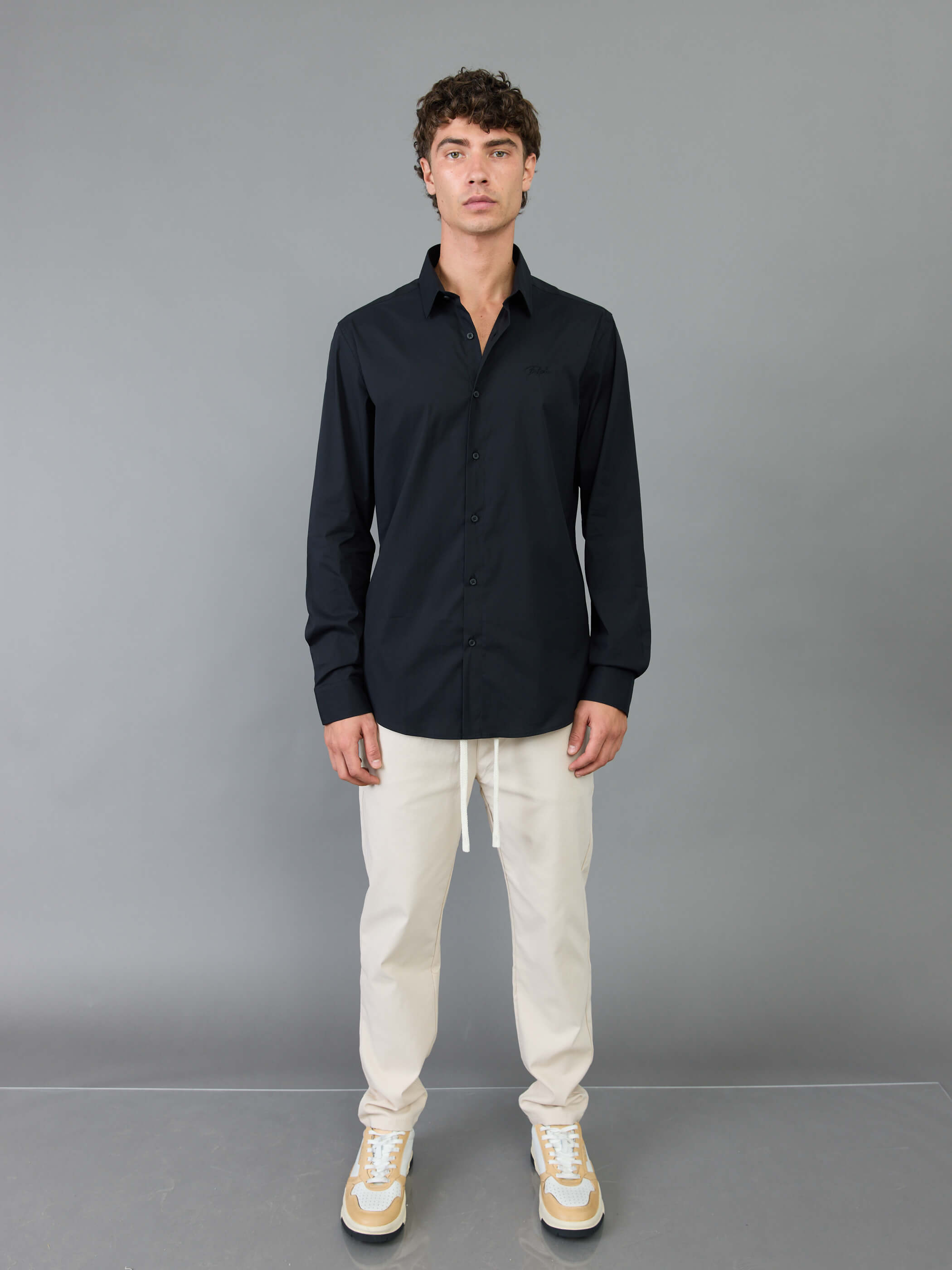 חולצה מכופתרת אליקסיר Embroidered Logo גברים