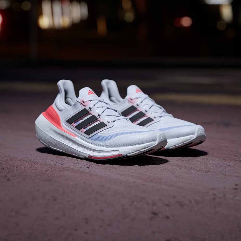נעלי אדידס Ultraboost Light נשים - ads-HQ6353-36
