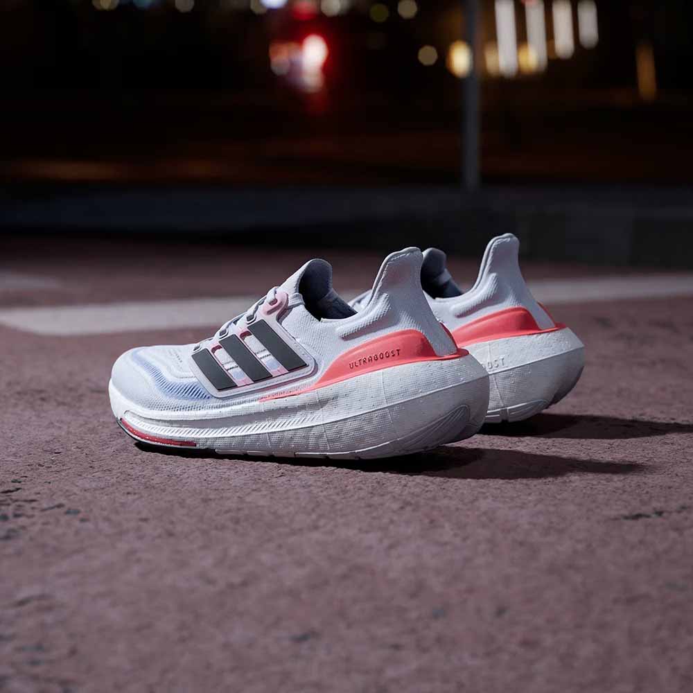 נעלי אדידס Ultraboost Light נשים - ads-HQ6353-36