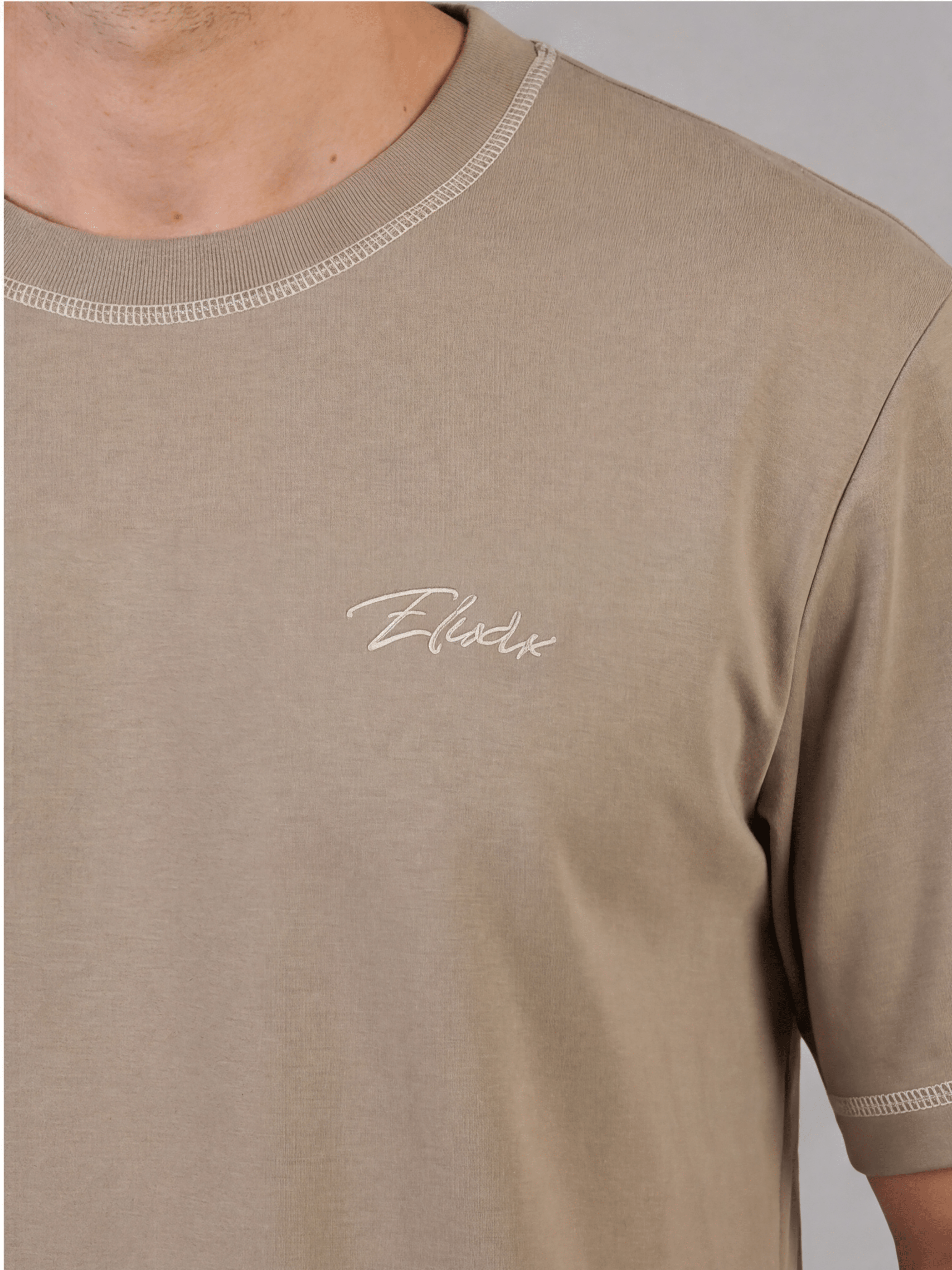 חולצת טישירט קצרה אליקסיר Small Logo & Hand Sewing גברים