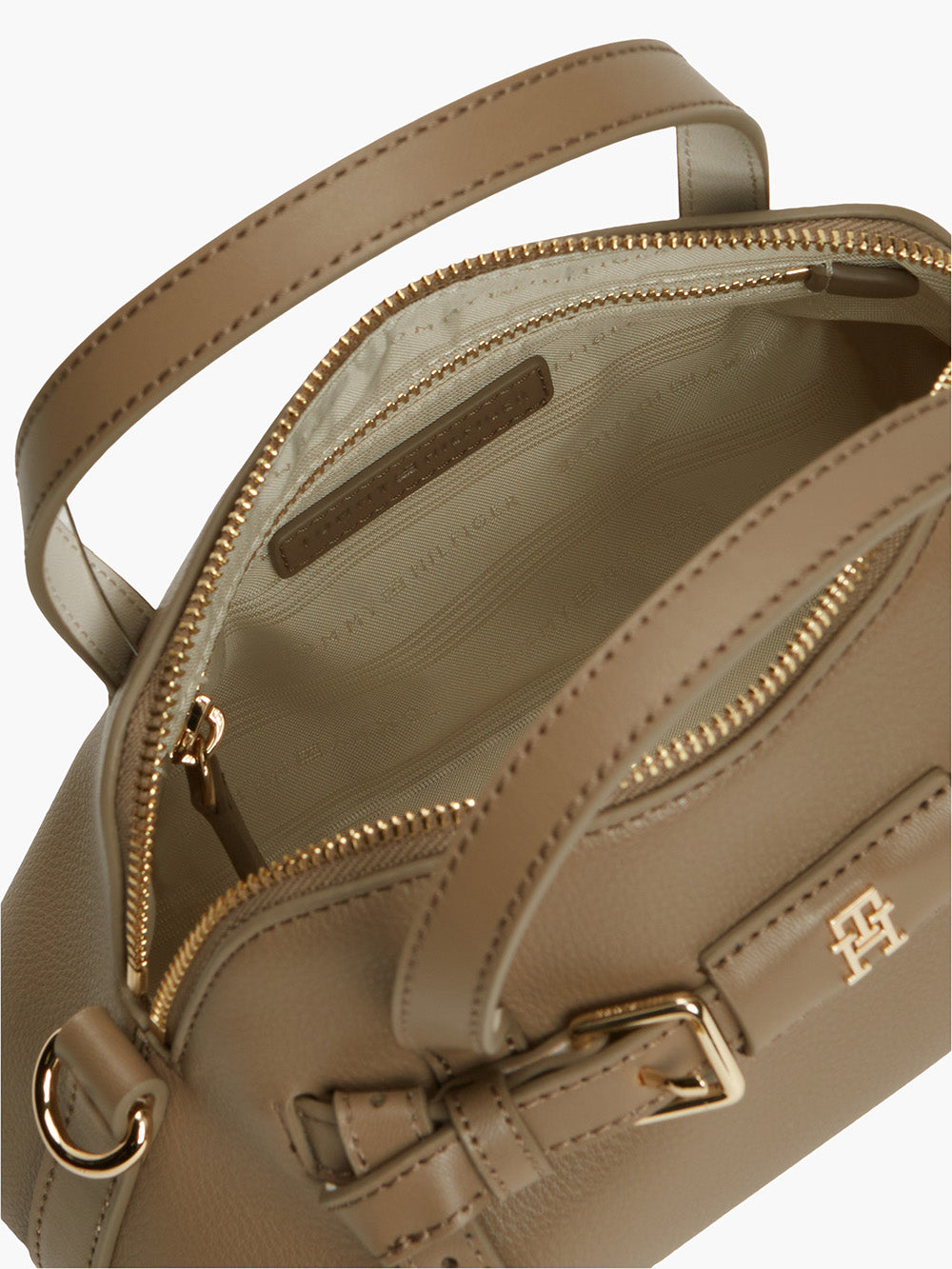תיק טומי הילפיגר Buckle Strap Crossbody Tote נשים