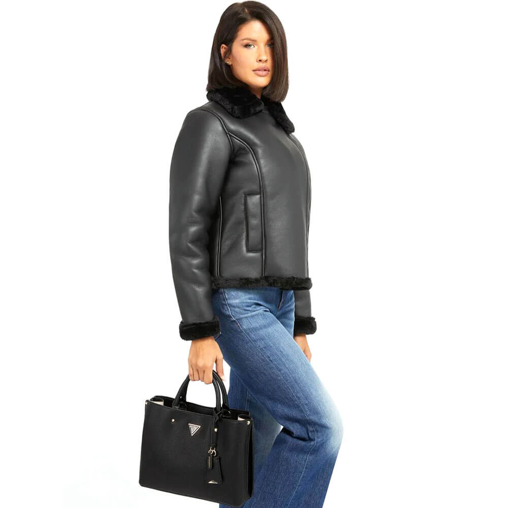 תיק Guess Meridian Girlfriend Satchel נשים