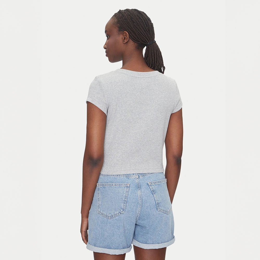 חולצת טישירט קצרה קלווין קליין Ribbed Cotton V-Neck נשים
