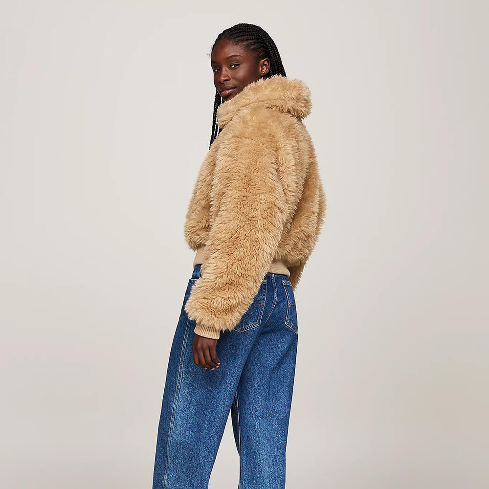 מעיל טומי הילפיגר Faux Shearling נשים