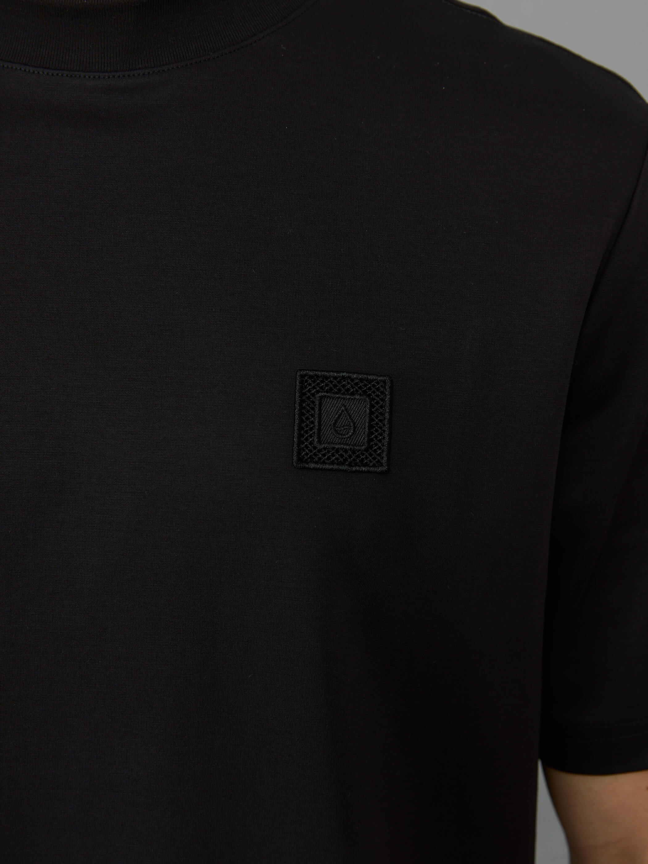 חולצת טישירט קצרה אליקסיר Back Large Embroidered Logo גברים