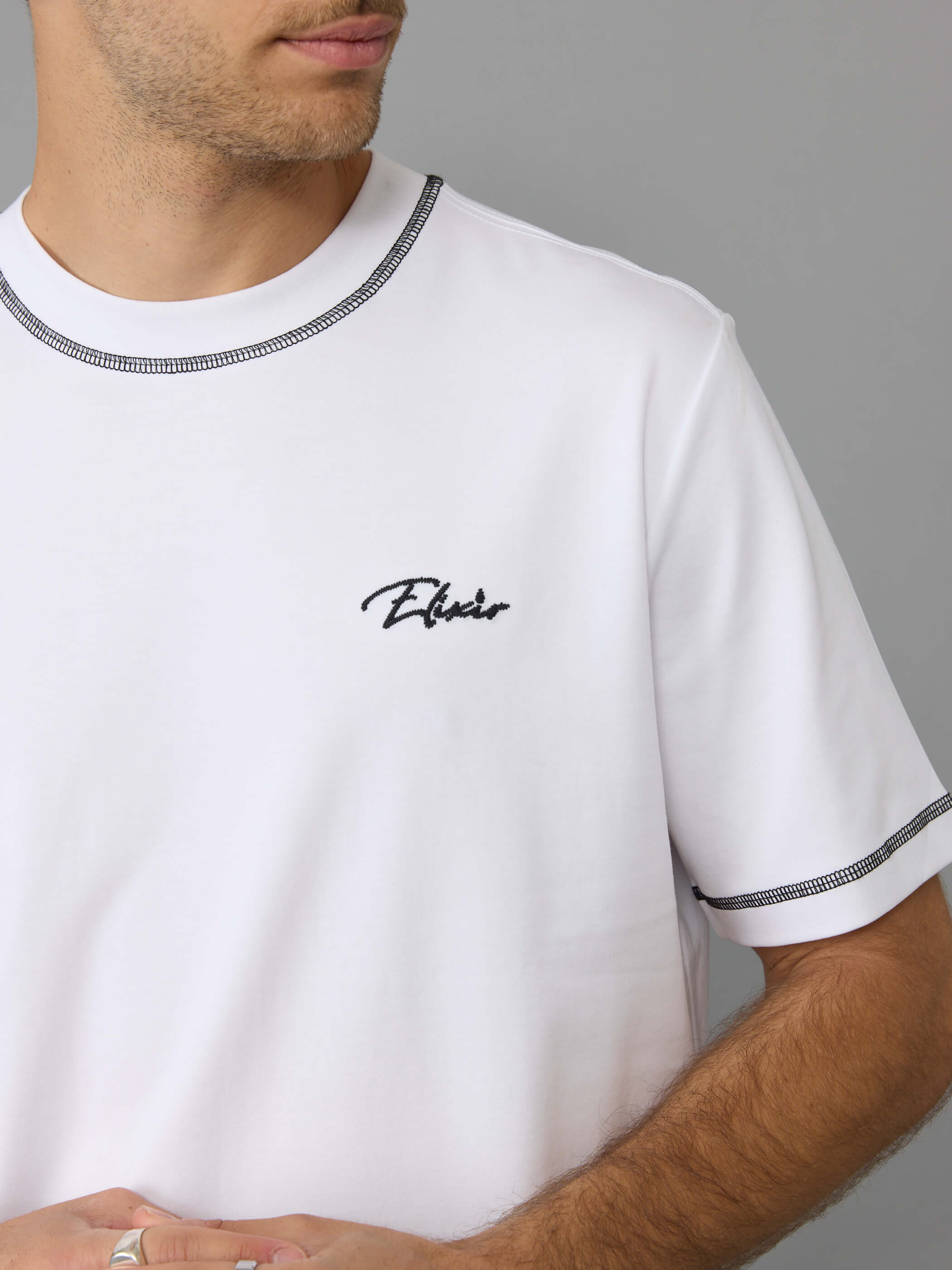 חולצת טישירט קצרה אליקסיר Small Logo & Hand Sewing גברים