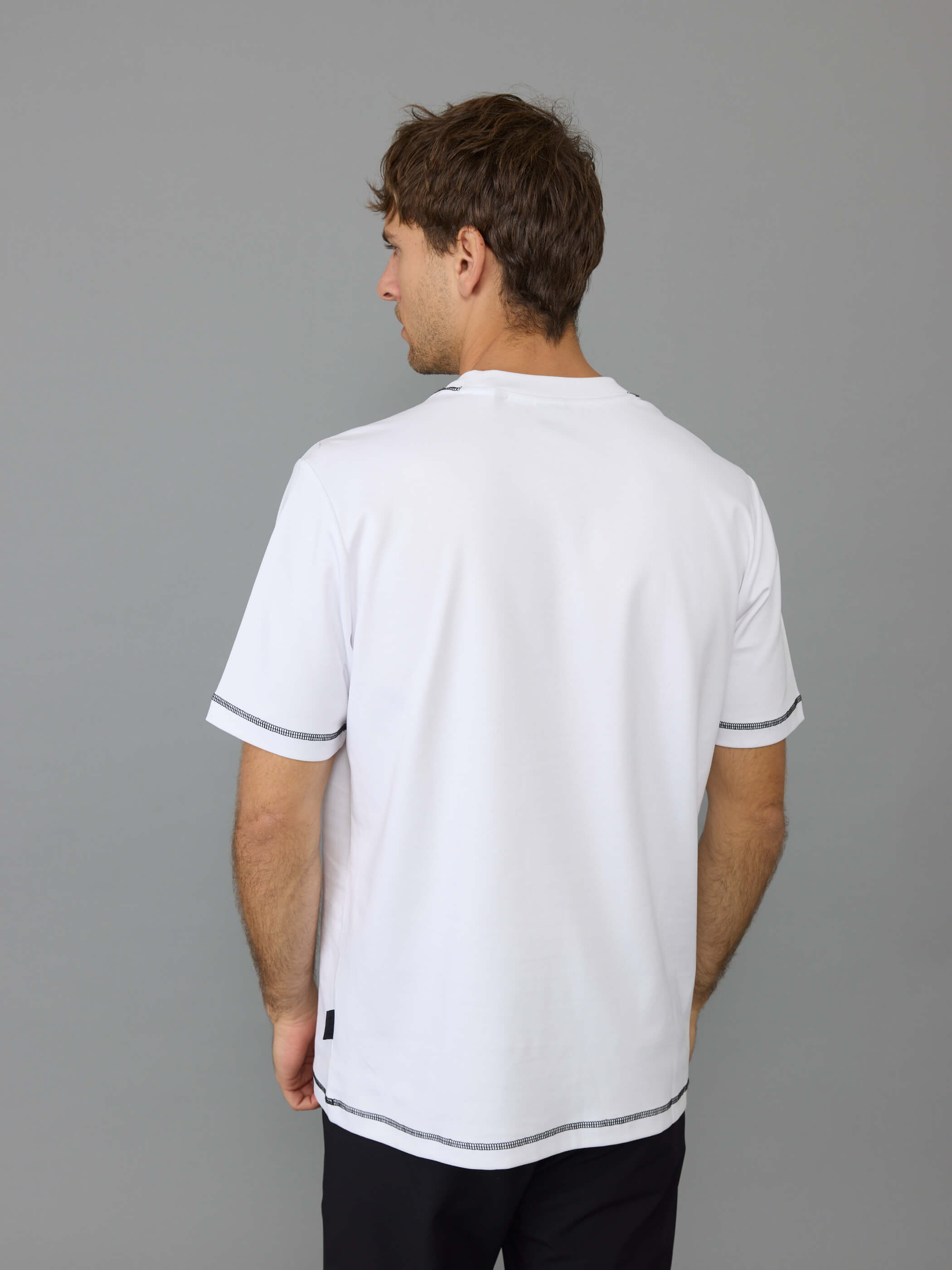 חולצת טישירט קצרה אליקסיר Small Logo & Hand Sewing גברים