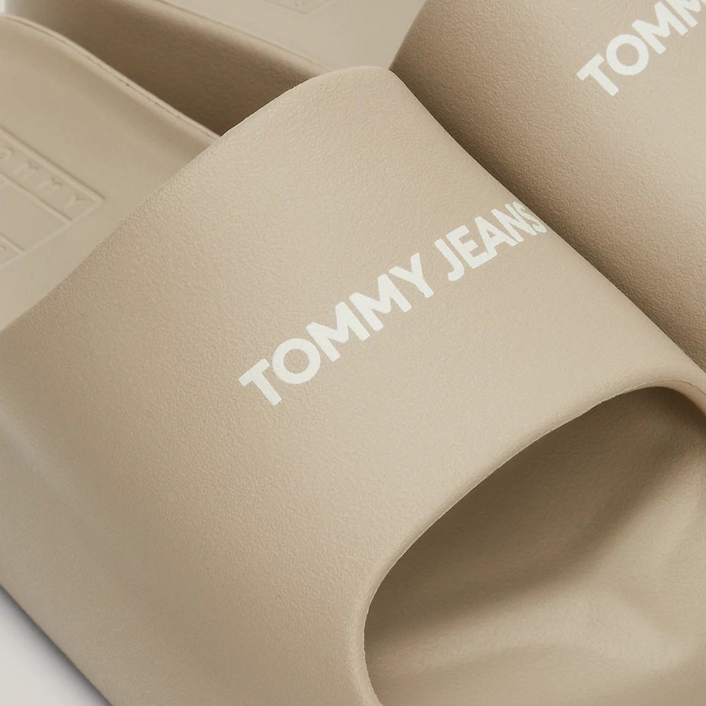 כפכפי טומי הילפיגר Chunky Flatform Slide נשים