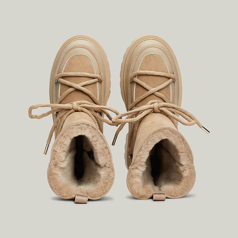מגפי טומי הילפיגר Real Shearling Lace-Up Snowboot נשים