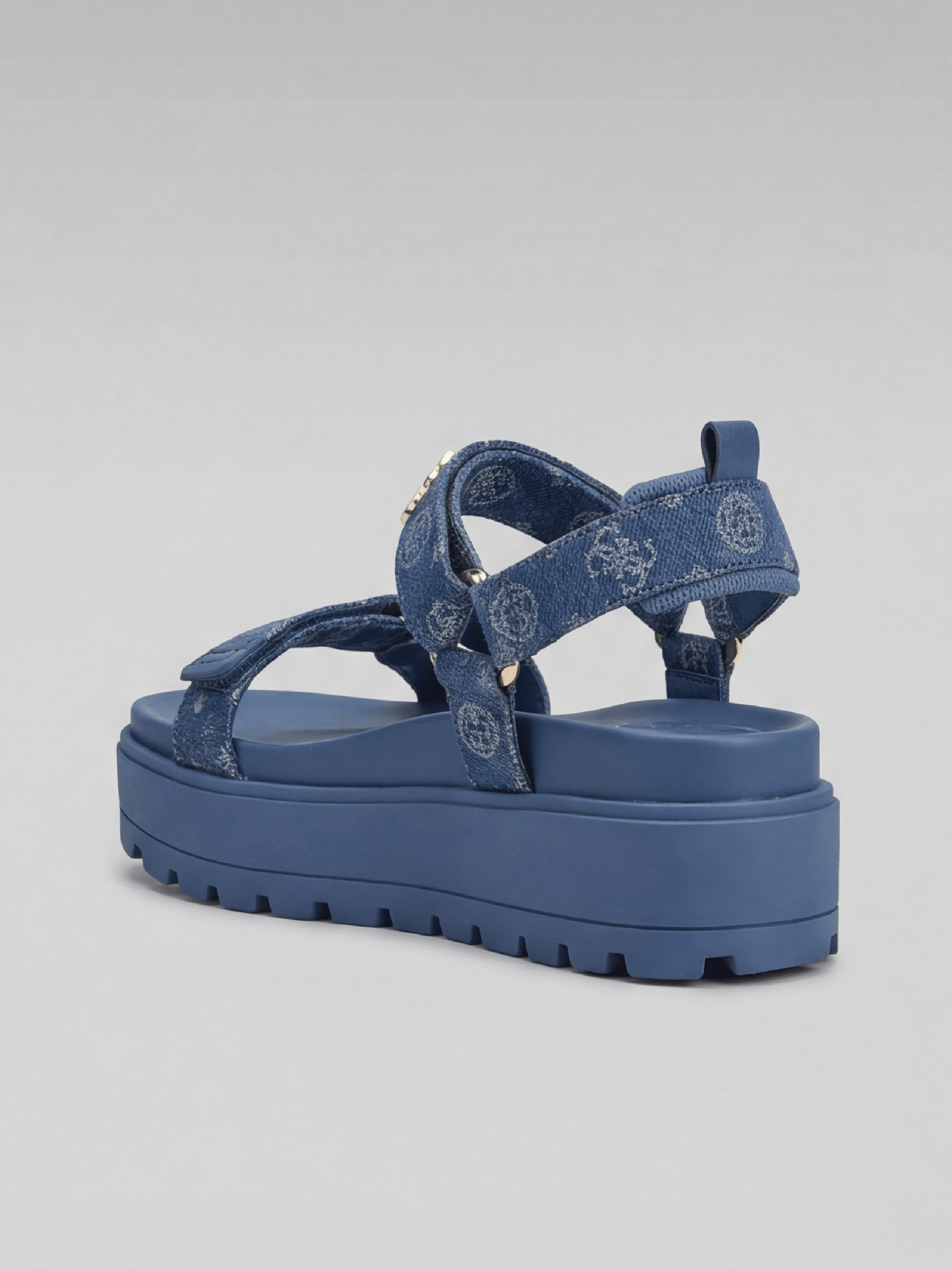 סנדלי Guess Fetta נשים