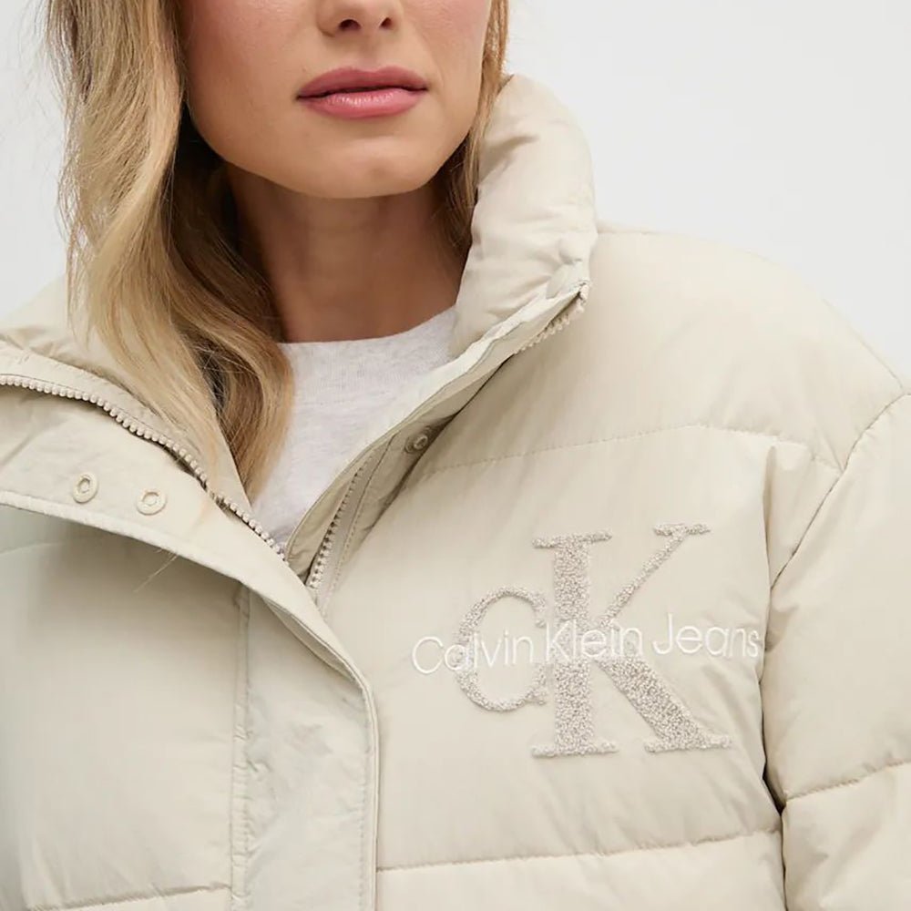 מעיל קלווין קליין Relaxed Chenille Logo Puffer נשים