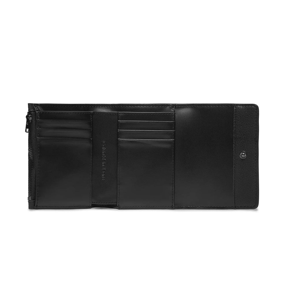 ארנק קלווין קליין Minimal Monogram Med Trifold נשים
