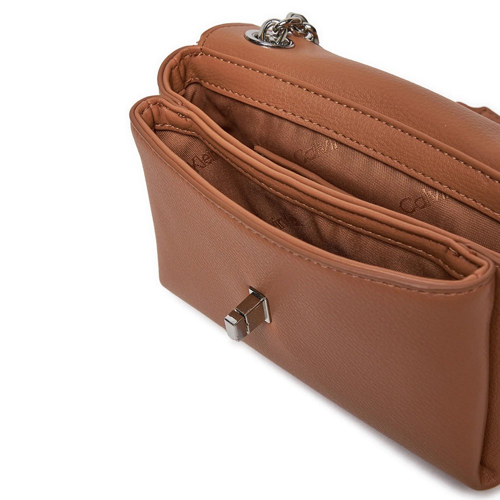 תיק קלווין קליין Re-Lock Sm Conv Shoulder נשים