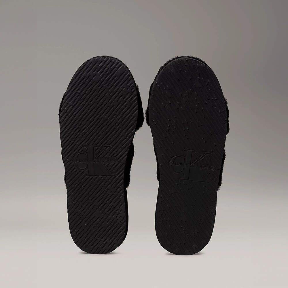 סנדלי קלווין קליין Faux Fur Slippers נשים