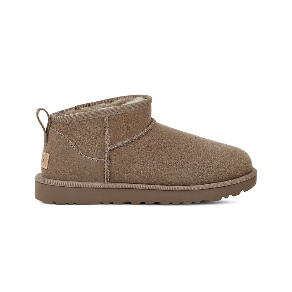 מגפי UGG קלאסיק אולטרה מיני נשים