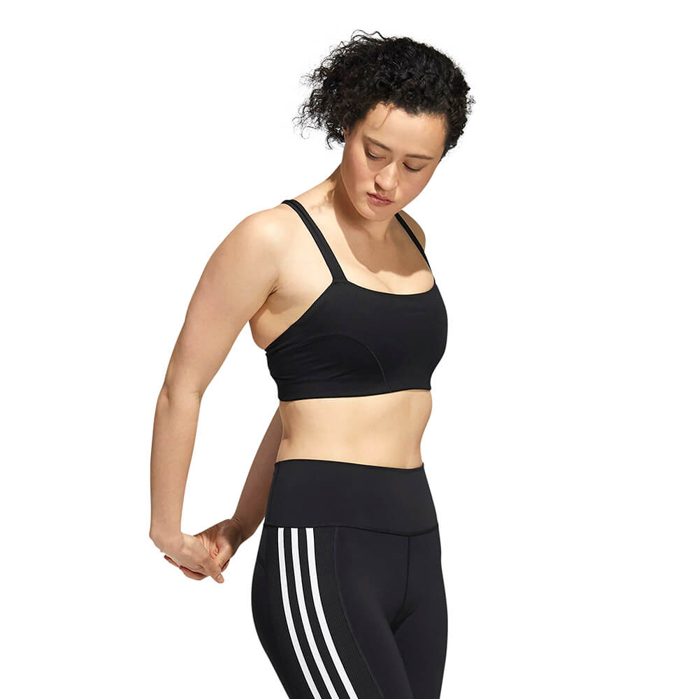 טופ ספורט אדידס Light-Support Yoga נשים