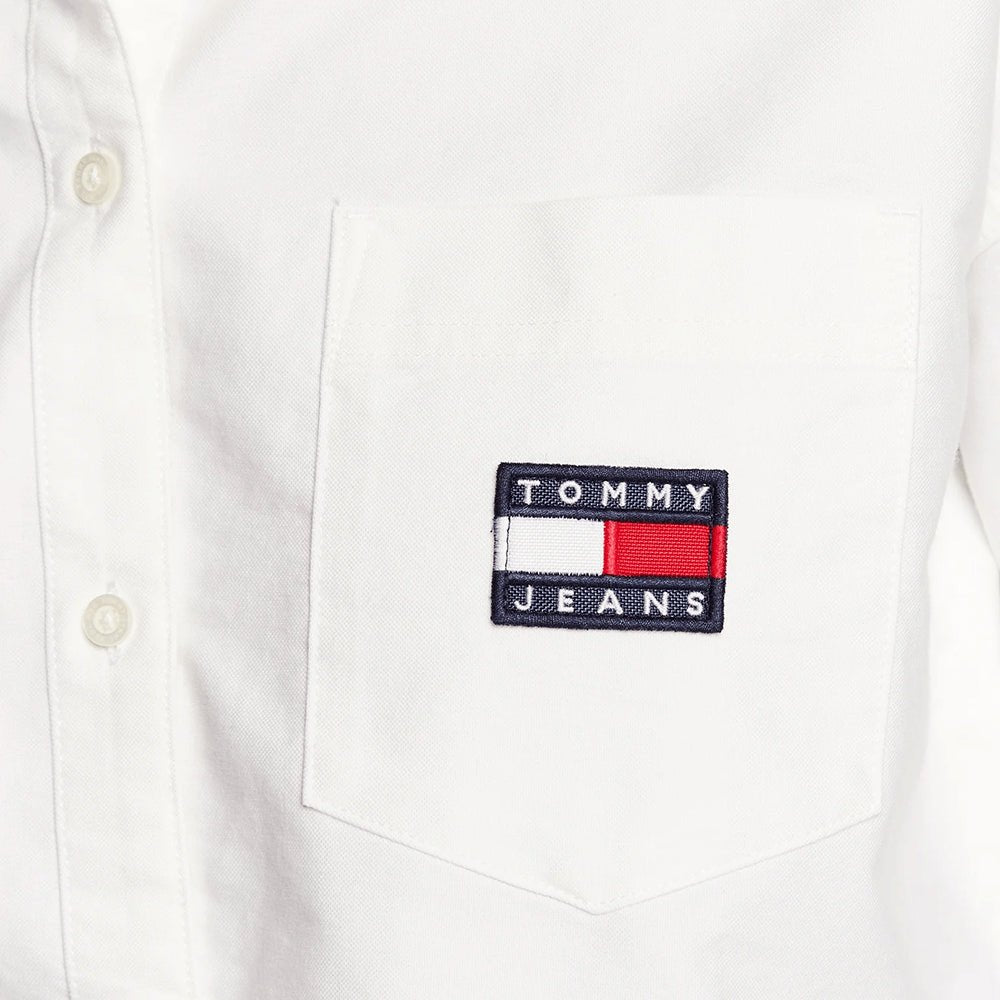 חולצת קרופ מכופתרת טומי הילפיגר עם לוגו נשים