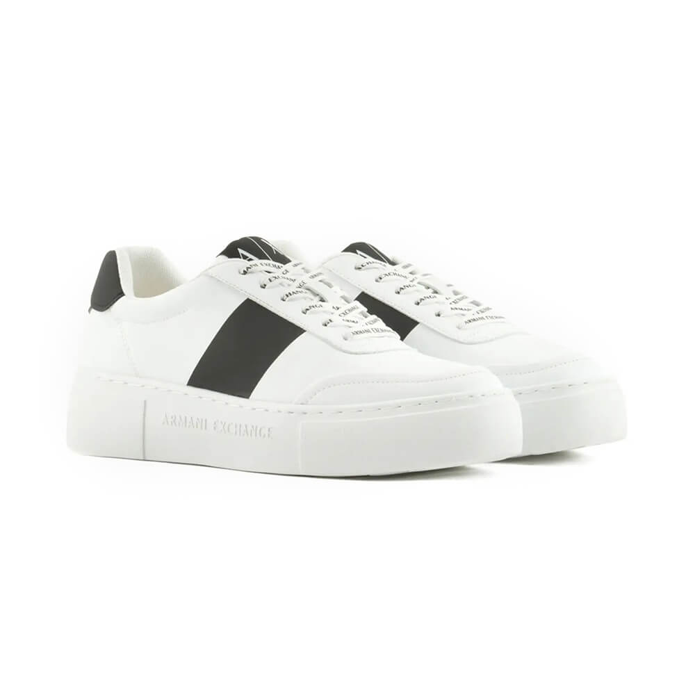נעלי ארמני אקסציינג' Logo Flatform נשים