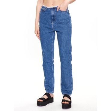 ג'ינס בגזרה גבוהה קלווין קליין נשים