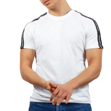 חולצת טישרט קלווין קליין קצרה פס לוגו בכתפיים גברים
